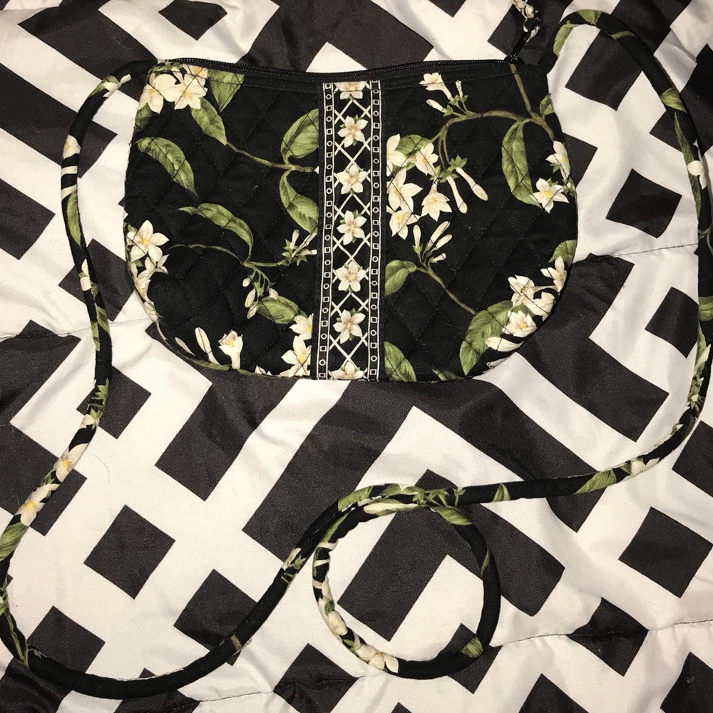 Vera Bradley "Jasmine" (RETIRED)crossbody